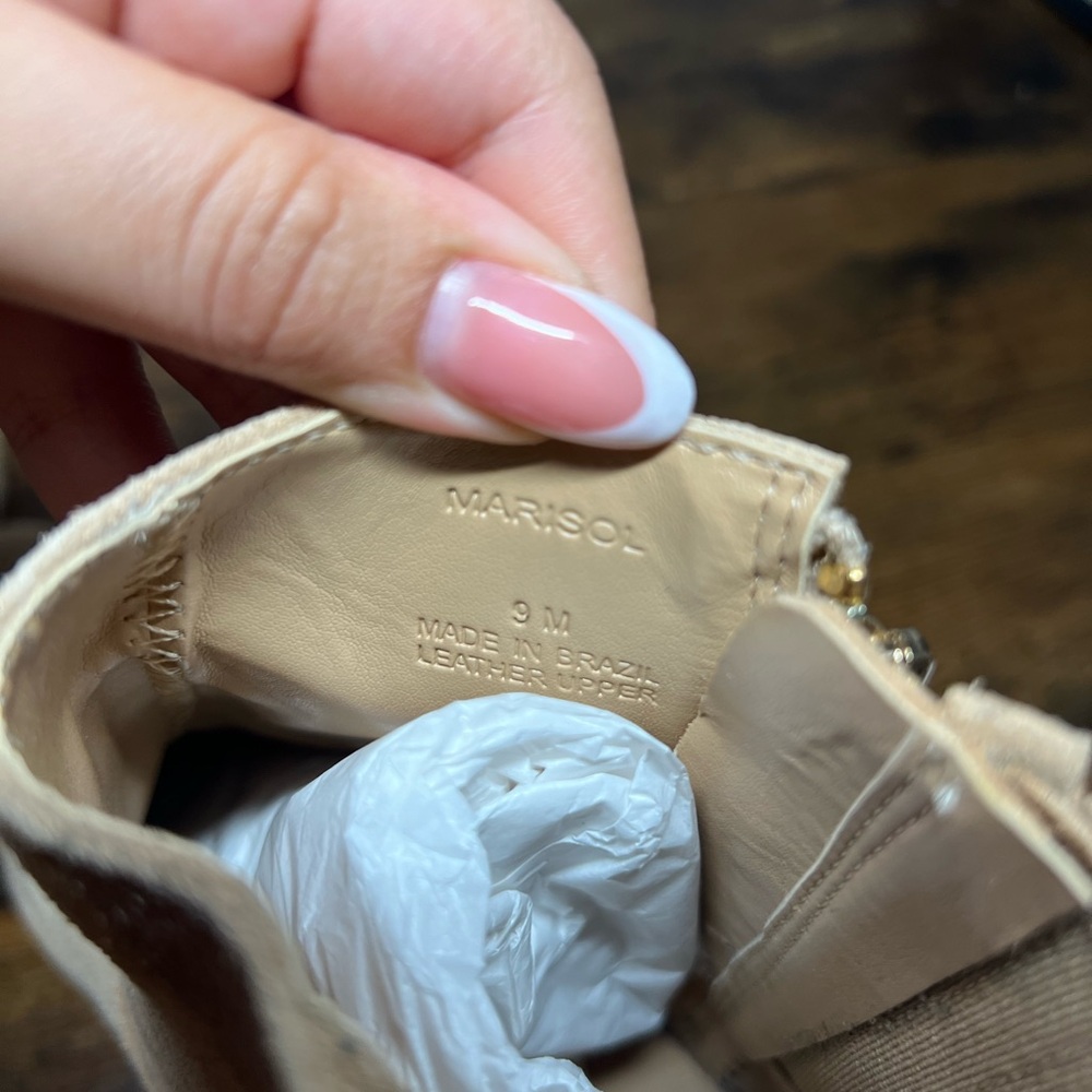 Donald pliner suede boots - Picture 7 of 15
